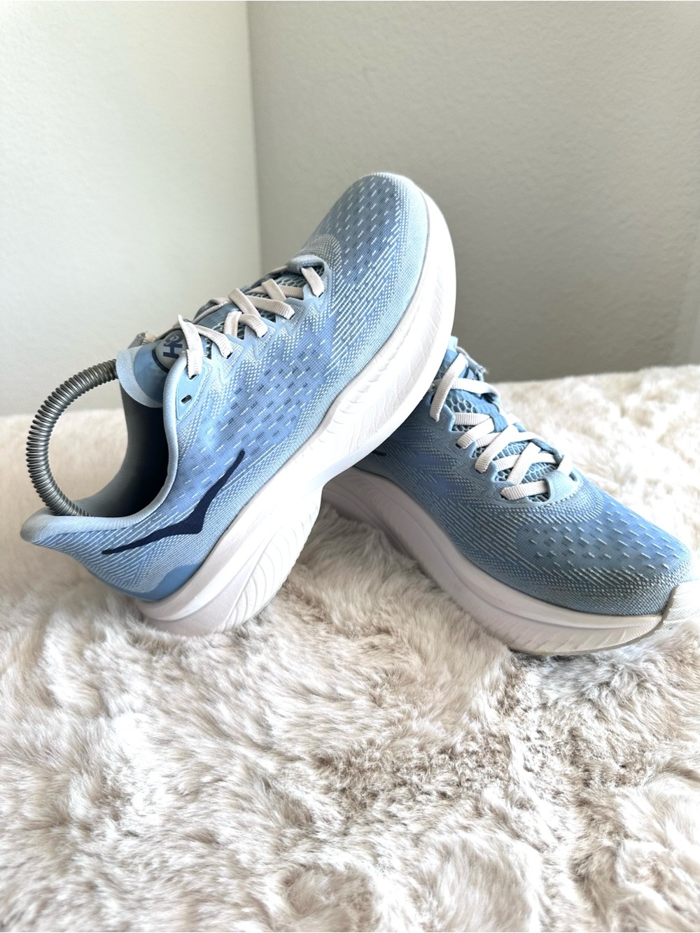 Hoka One Mach 6 Women’s Running Shoe Size 7 B